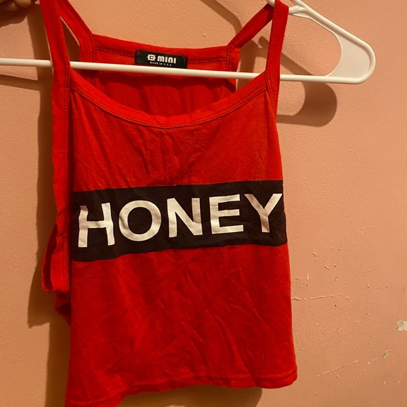 CROP TOP - Picture 1 of 2